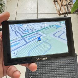 Used Like New GARMIN GPS 