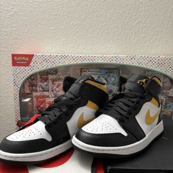Nike Air Jordan 1 Mids