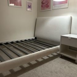 Room & Board Full Bed 