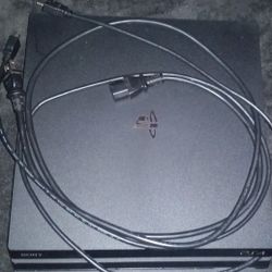 PS4 PRO (NO CONTROLLER)