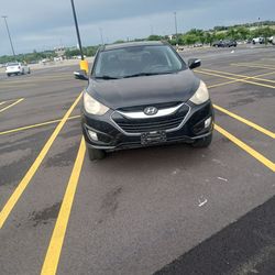 2011 HYUNDAI TUCSON AWD SUV LIMITED 2.4L