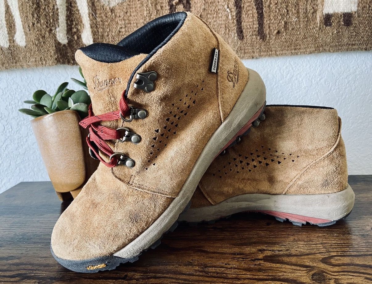Women’s Chukka Danner Hiking Boots