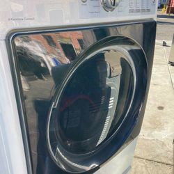 KENMORE  Elite Set Washer And Gas Dryer Front Load Square Door 