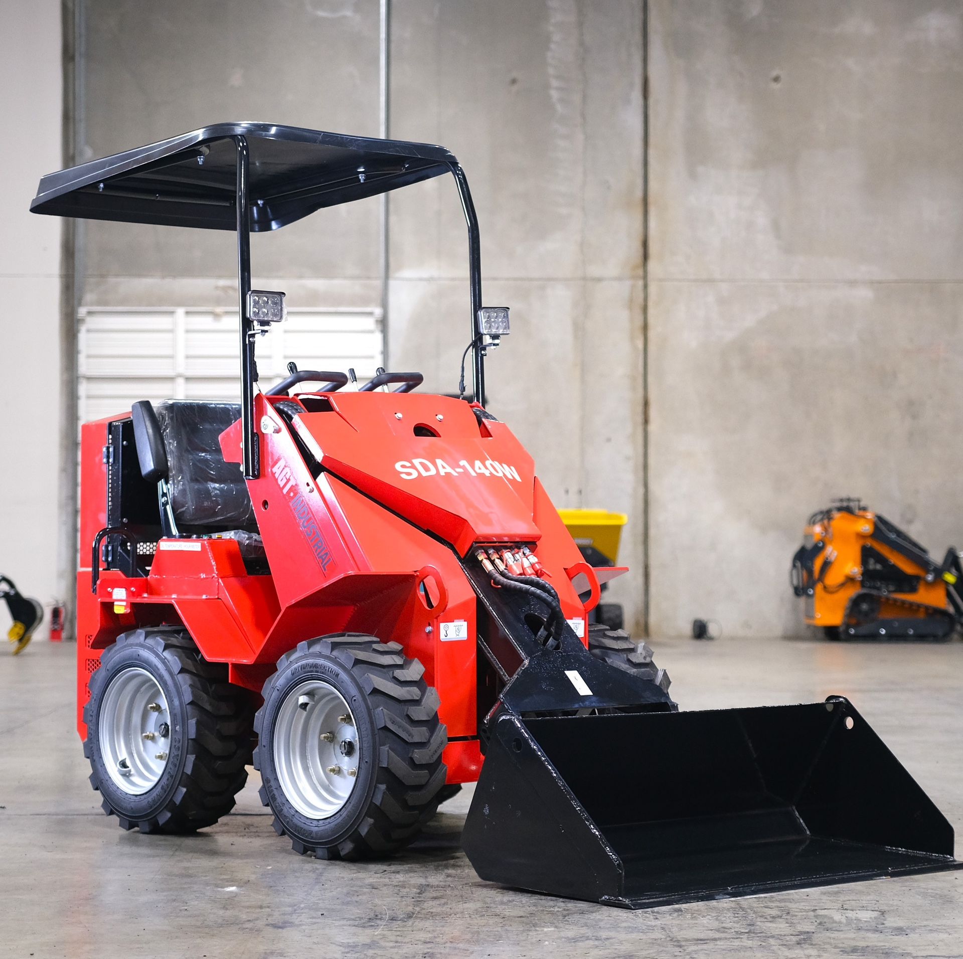 NEW | AGT SDA-140W • 14 HP Gas Loader • Perfect for Landscaping
