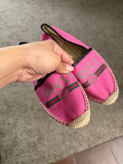 Gucci Logo Canvas Espadrilles in Pink
