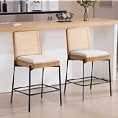 2 Counter stools - BRAND NEW