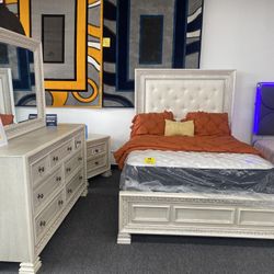 4pc Queen Size Bedroom Set $1,499