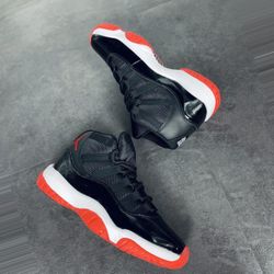 Jordan 11 Playoffs Bred 27