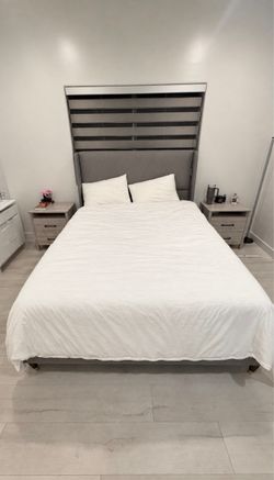 Modern Gray Upholstered Bed + 2 Matching Nightstands. Great Condition.