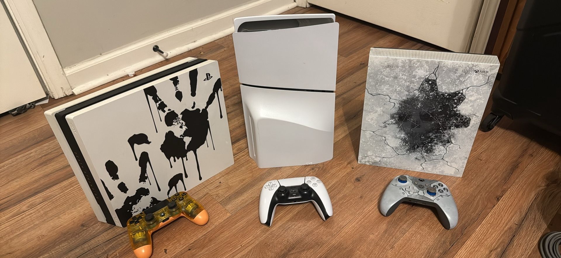 MEGA CONSOLE BUNDLE! PS5 Slim, PS4 Pro, Xbox ONE X
