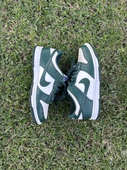 Nike “Michigan State” Dunks 