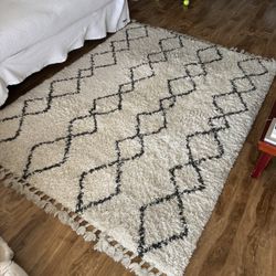 Used Shaggy Rug