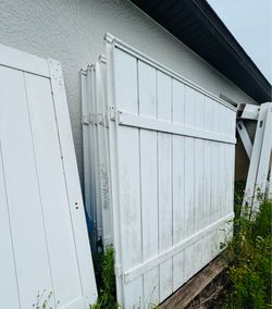 WHITE VINYL PRIVACY FRAMED FENCED PANELS 6ft x 6ft