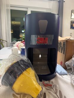 3M Earplug Dispenser with Accessories