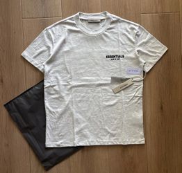 Fear of God Essentials Logo Tee – Heather Grey