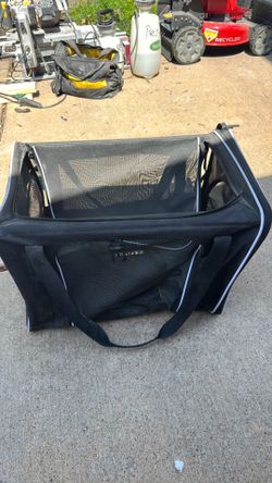 Pet carrier