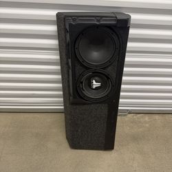 JL Audio Dual Subwoofer Enclosure / Bass Box