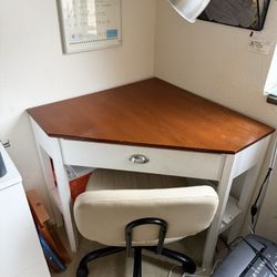 Solid Corner Desk With Comfortable Office Chair