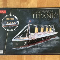 Titanic Puzzle. Cubic Fun 3D With LED Lights. 266 Pieces. New
