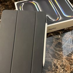iPad Pro 11-inch (M4) Wi-Fi + Cellular Bundle - Perfect Condition