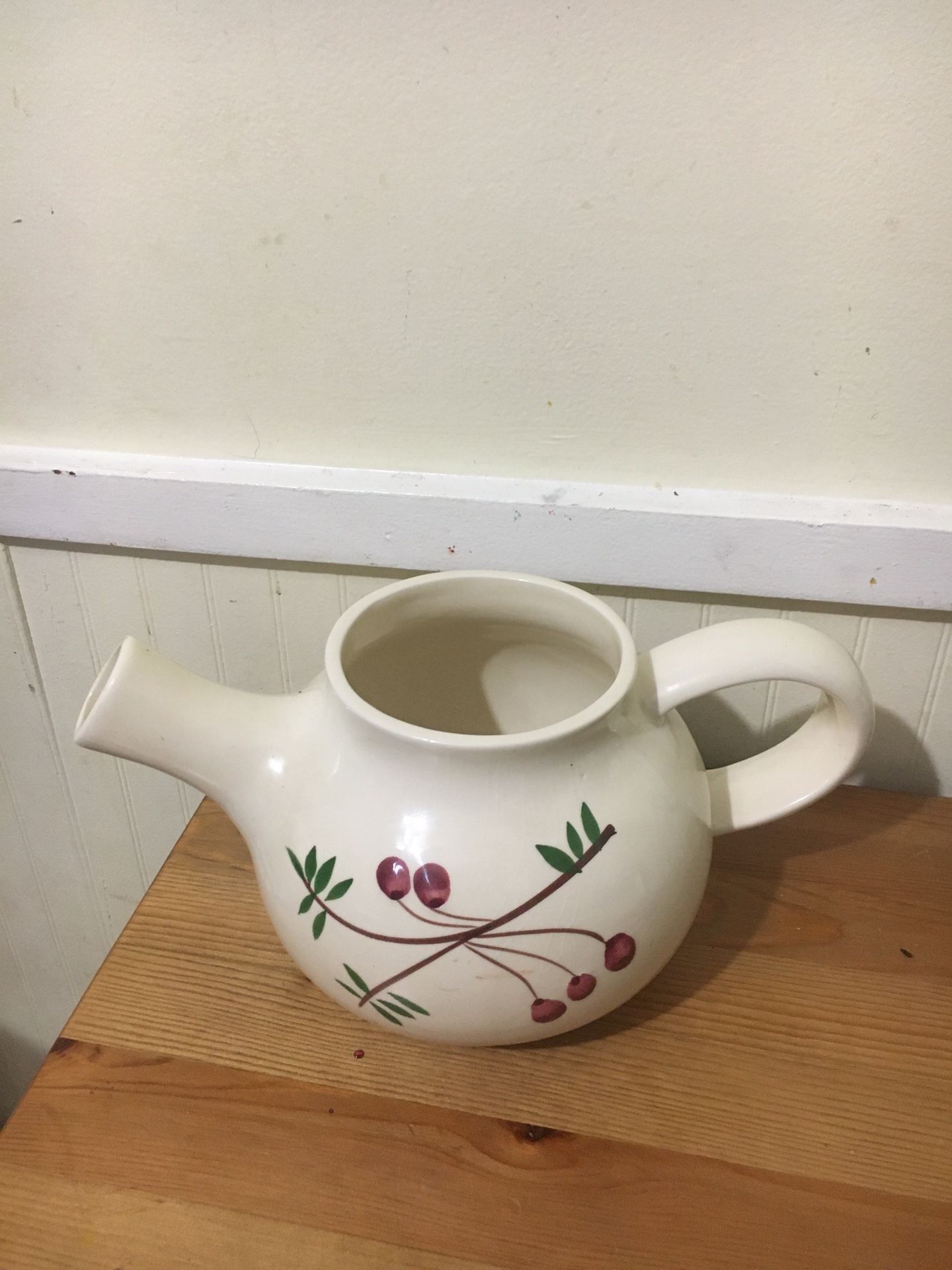 Tea pot