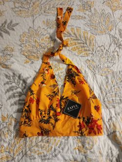 Brand New. Very  cute Top. 