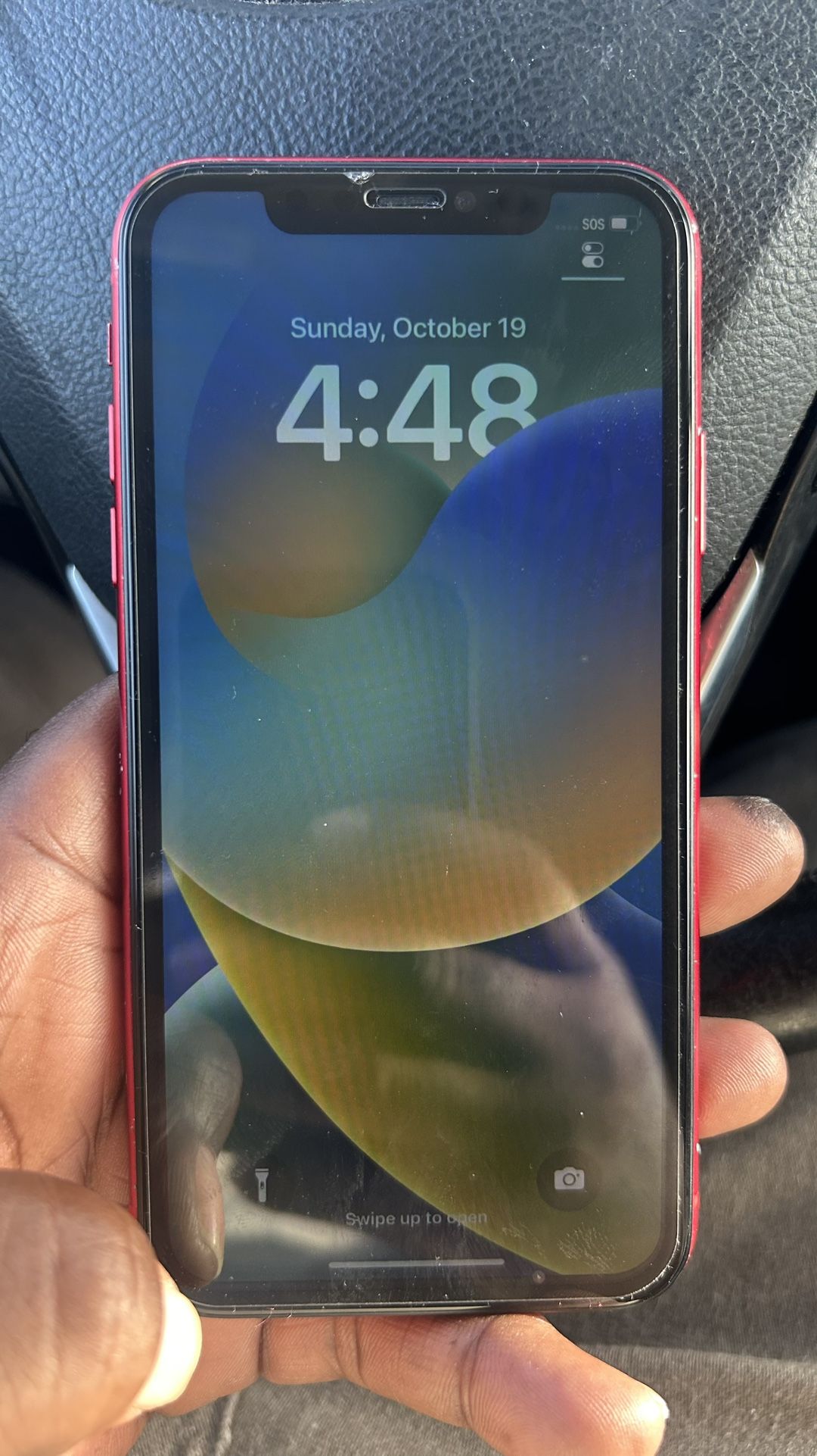 iPhone 11 Unlocked 64 GB  Battery Capacity 82