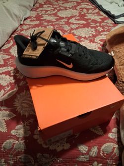 T**** shoes