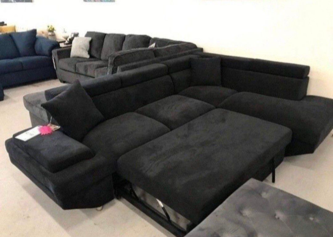 Brand New 💫 Living Room Foreman Black L Shaped Sectional Couch With Chaise 