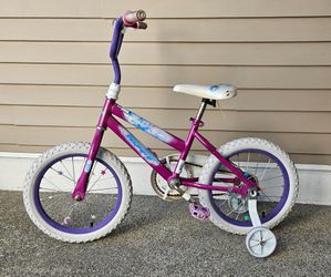 16" Huffy Seastar Girls Bike with Training Wheels - Works Great!