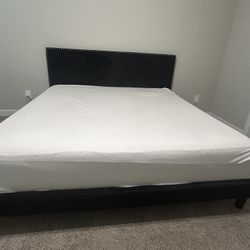 King Mattress And Bed Frame 
