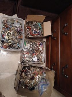 Huge Jewelry Lot