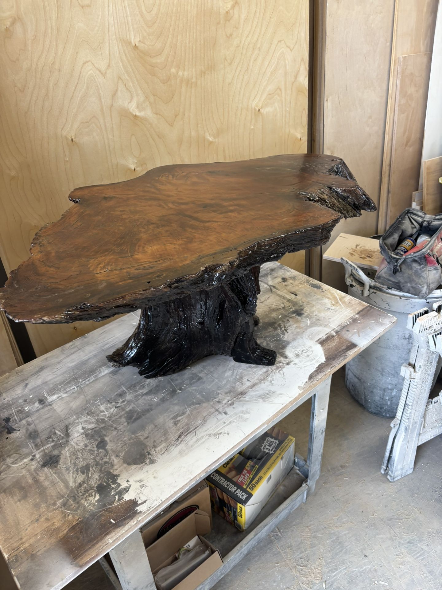 Solid Table