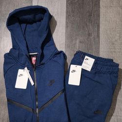 Navy Blue Nike Techs Multiple Sizes S-3XL