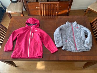 The North Face winter coat for teen (kids size 14/16)