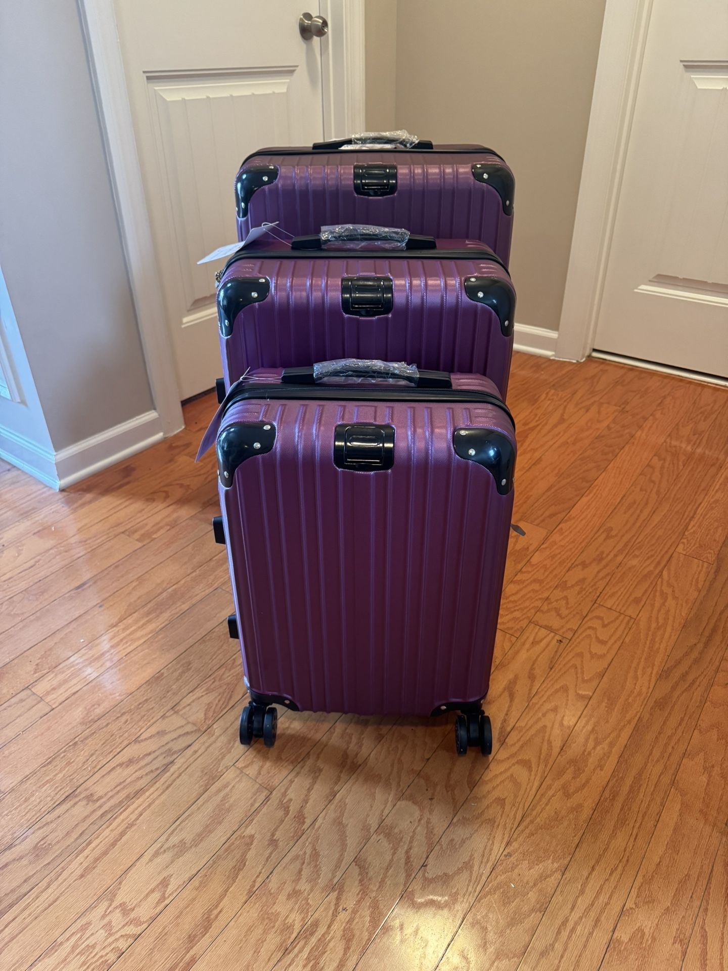 3pc Luggage Set - BRAND NEW