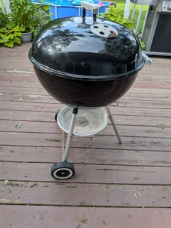 Weber Original Kettle 22" Grill