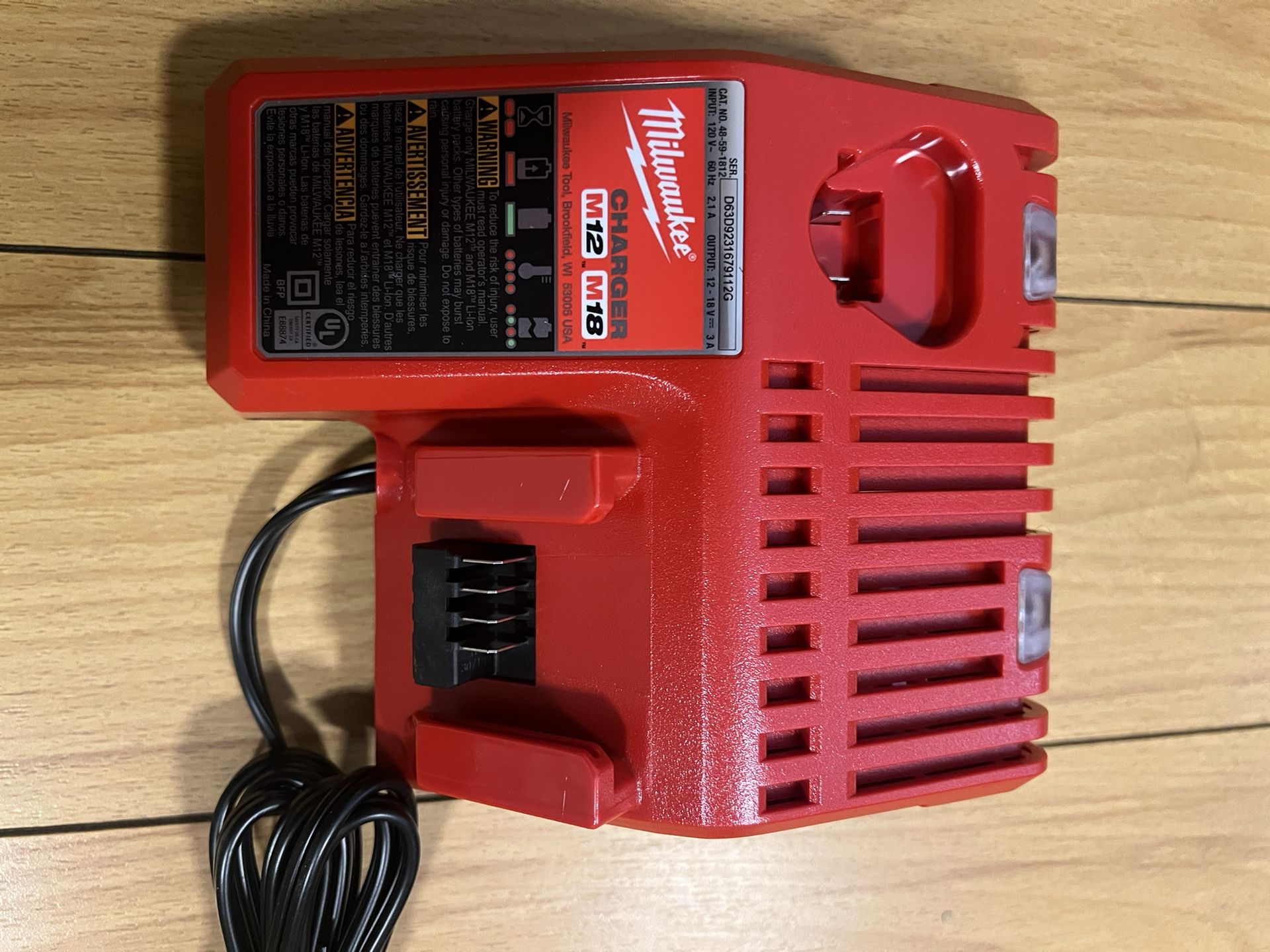 New Milwaukee M18 M12 Charger 