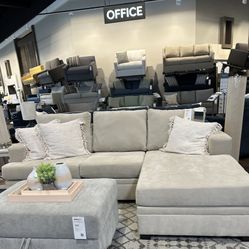 Living Spaces Sofa Like New 