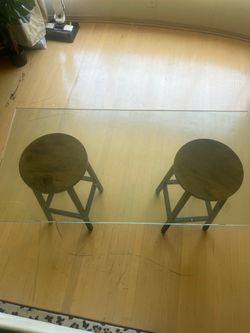 24x48 pane of glass (2 feet x 4 feet)