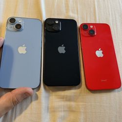 Selling iPhone 14 128GB Any Carrier Unlocked Colors Black/Blue/Red in Very Good Condition 
