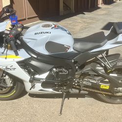 2022 Suzuki GSX-R