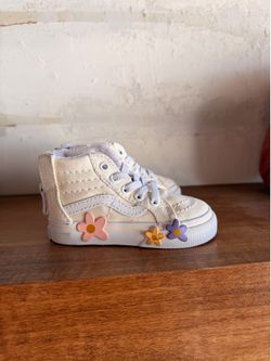 Toddler vans size 4