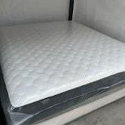Queen Size Mattress Pillow Top