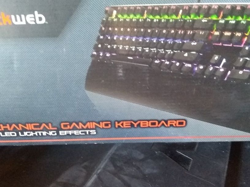Blackweb Mechanical Gaming Keyboard With LED Lighting Effects