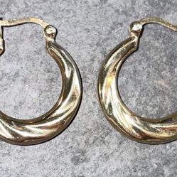  Vintage Israeli Gold Plate Sterling Silver Vermeil Huggie Hoop Earrings 2.2g