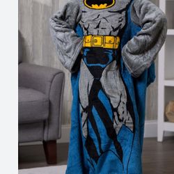 BATMAN KIDS SNUGGIE..... CHECK OUT MY PAGE FOR MORE ITEMS