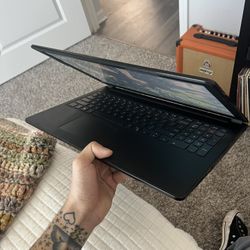 Dell Inspiron 15