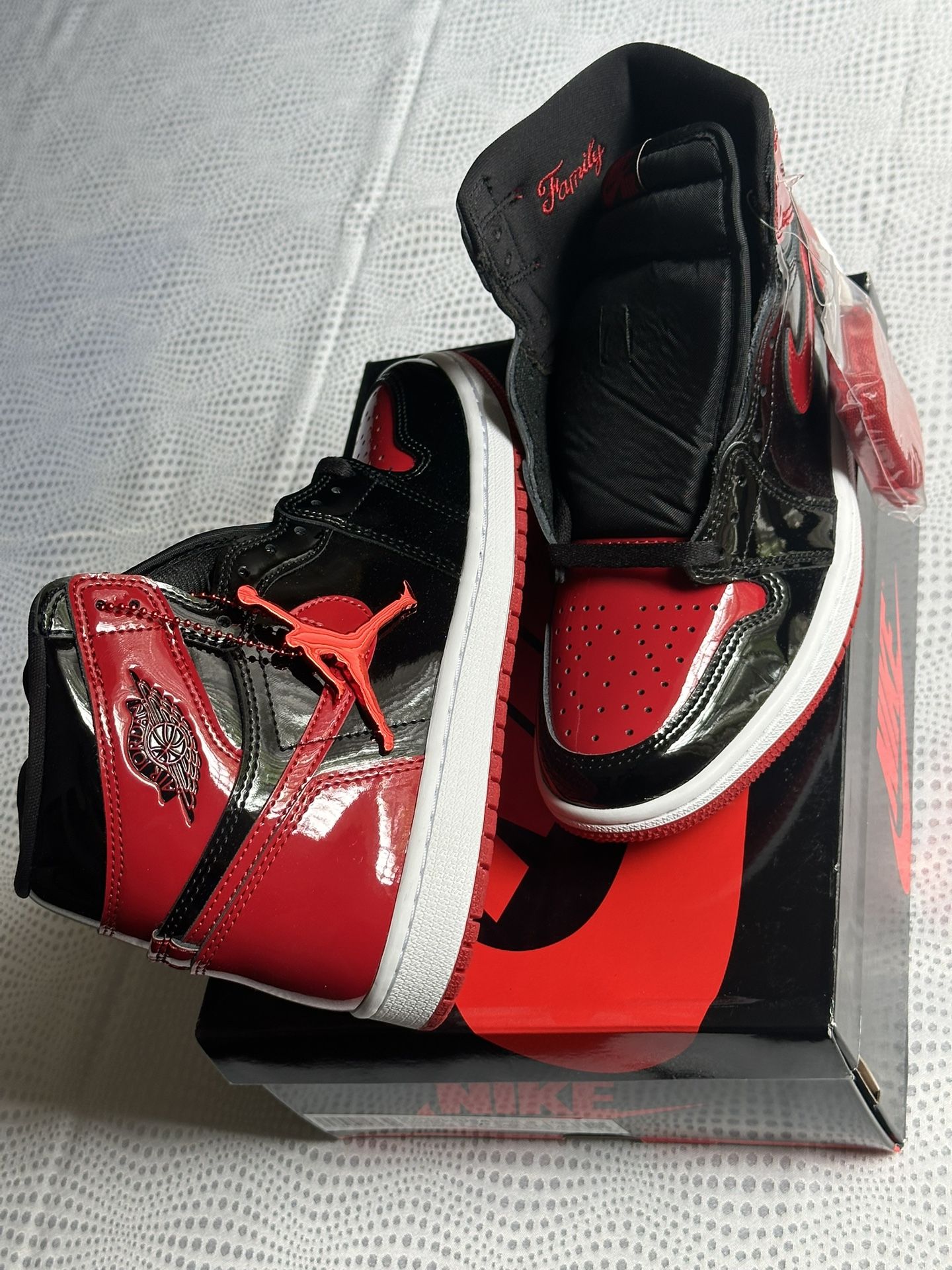 Nike Air Jordan 1 Retro High OG Bred Patent 7.5 Men’s or 9 Women’s Size