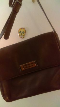 Guess small brown leather purse